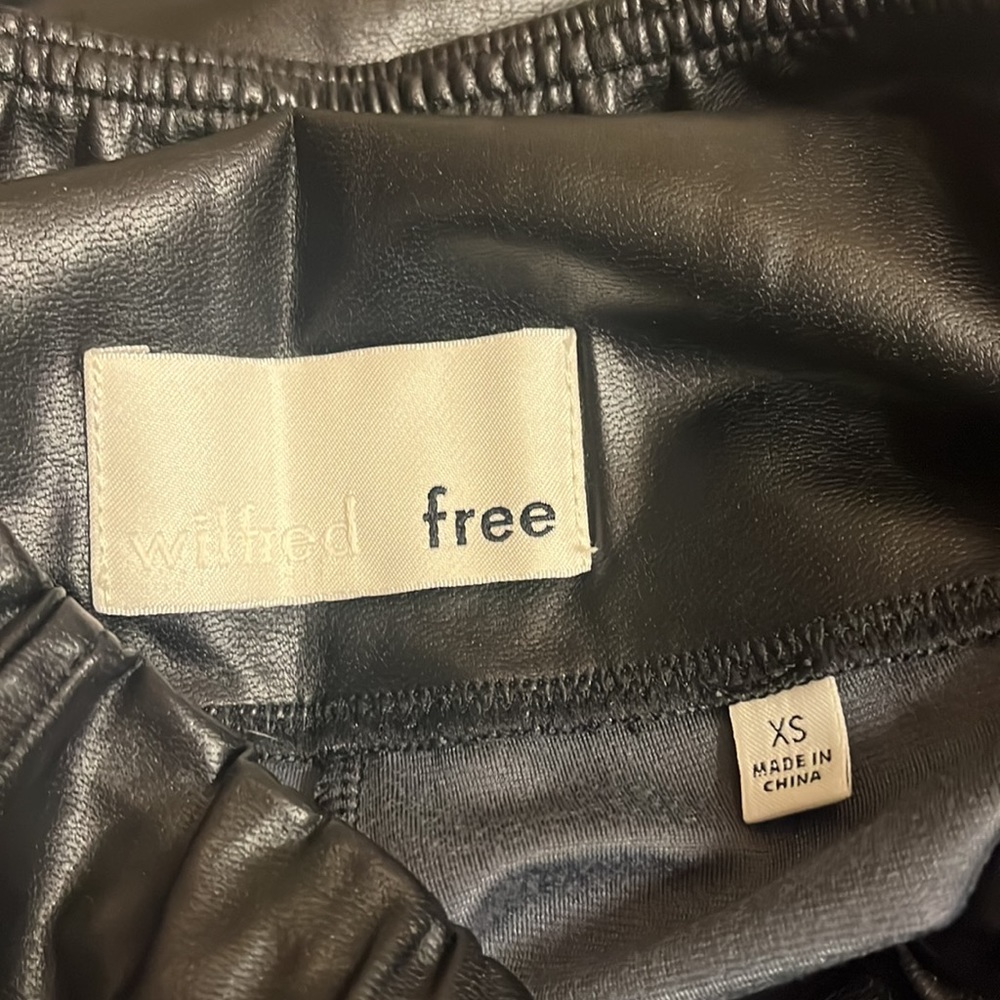 Aritzia Wilfred Free Daria Pant black size XS - Picture 8 of 13